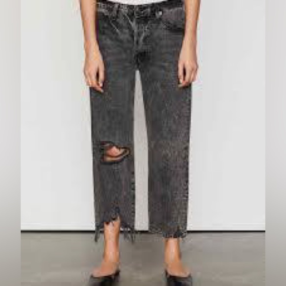 Frame Le Slouch Crop Distressed Release Hem Straight Leg Jean
 Grey 
Size 28